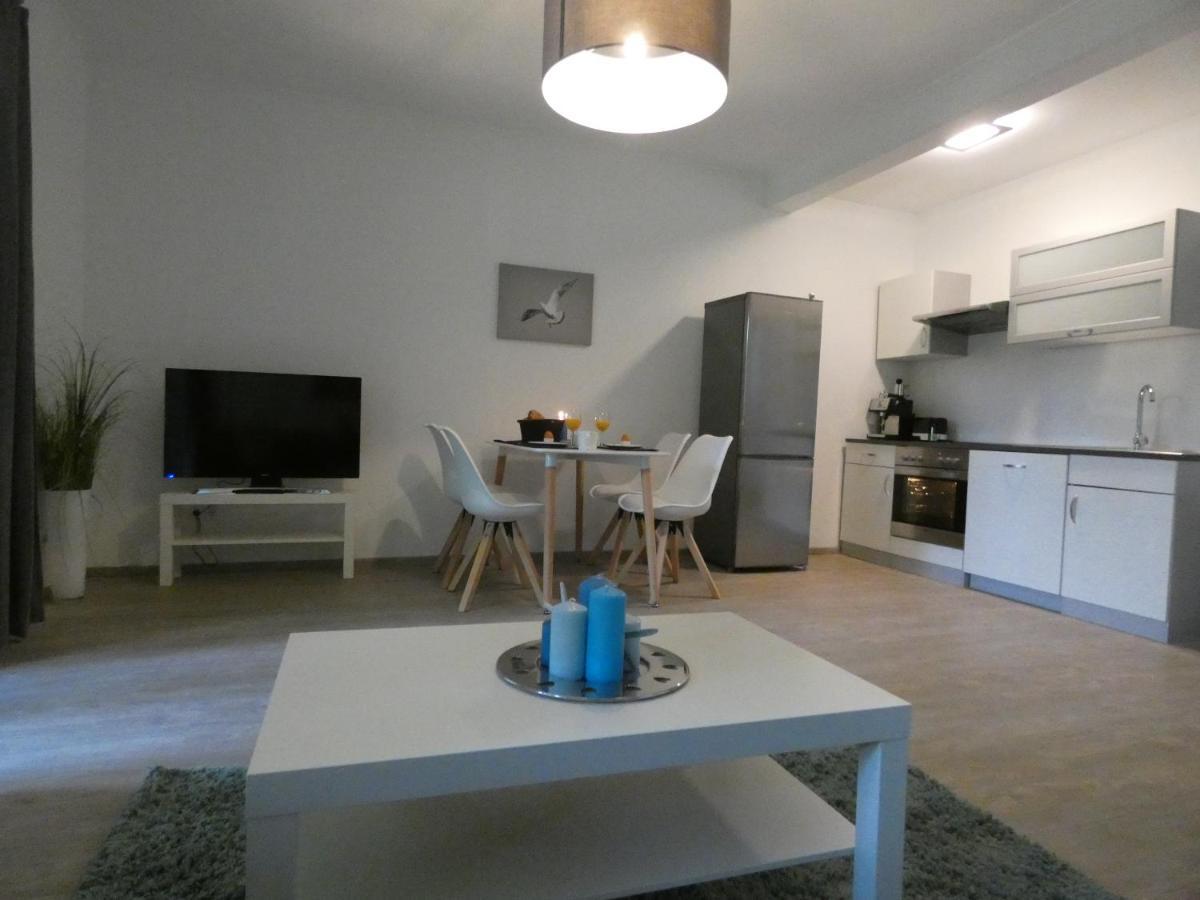 WOHNUNG JULIANA LÄUFER´s CHIEMSEE HOLIDAY HOME Gstadt Gstadt am Chiemsee Exterior foto